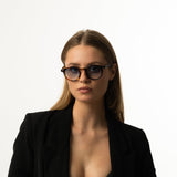 Alena Lahti brilles